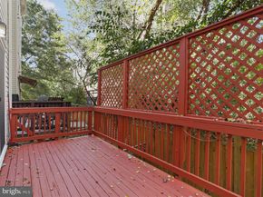 171 Barrett Place, Alexandria VA 22304