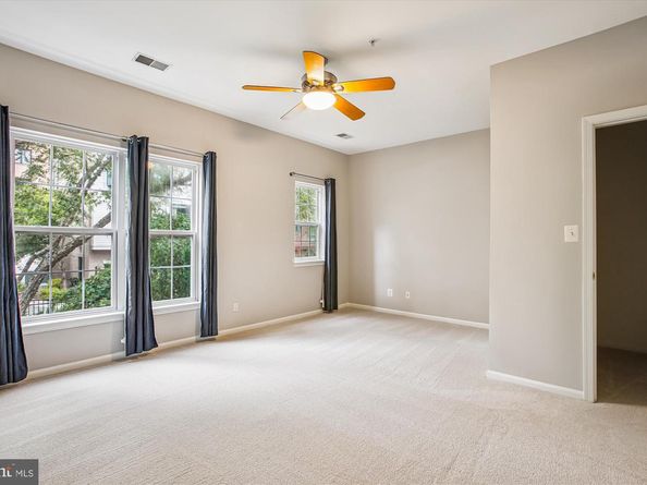 171 Barrett Place, Alexandria VA 22304