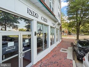 171 Barrett Place, Alexandria VA 22304