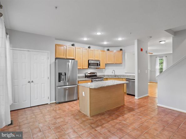 171 Barrett Place, Alexandria VA 22304