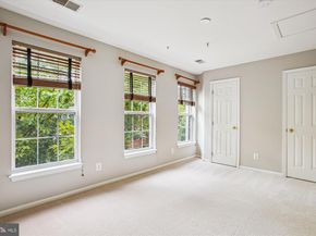 171 Barrett Place, Alexandria VA 22304