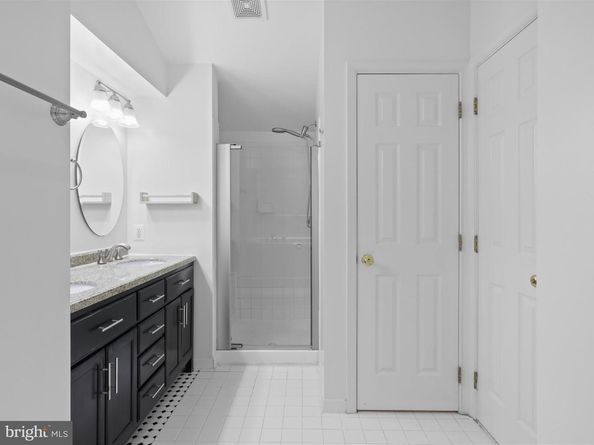 171 Barrett Place, Alexandria VA 22304