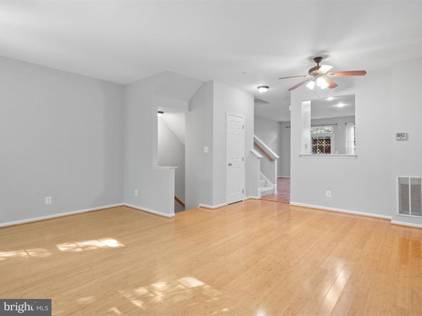 171 Barrett Place, Alexandria VA 22304