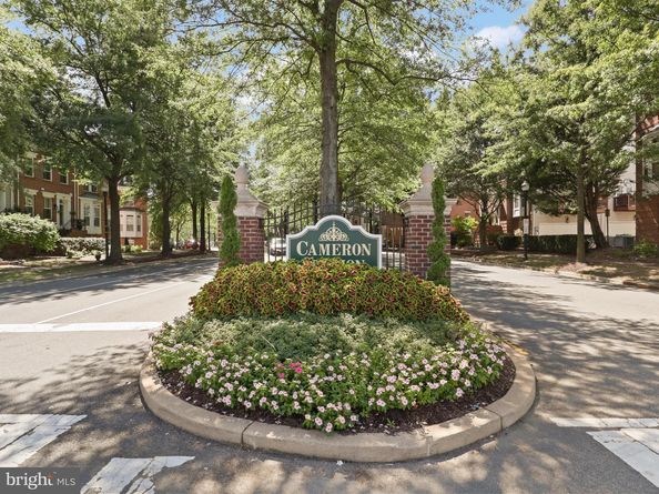 171 Barrett Place, Alexandria VA 22304