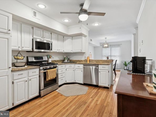 32 Main Street, Chesterbrook PA 19087