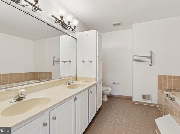32 Main Street, Chesterbrook PA 19087