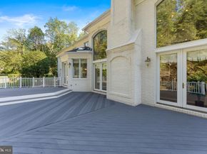 8709 Crider Brook Way, Potomac MD 20854