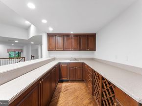 8709 Crider Brook Way, Potomac MD 20854