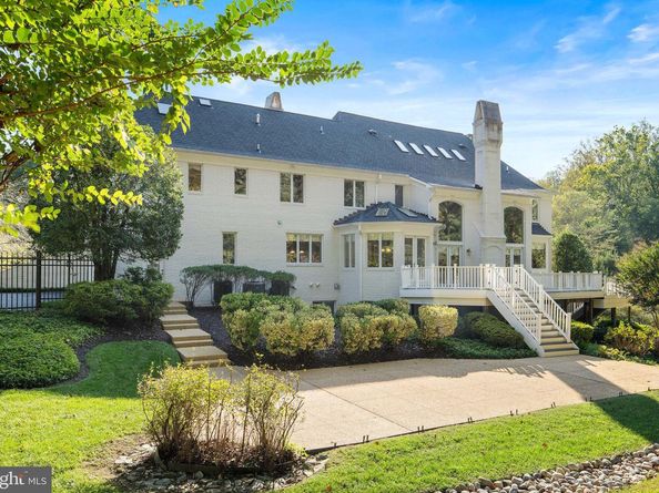 8709 Crider Brook Way, Potomac MD 20854