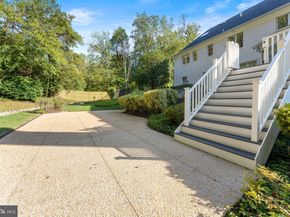 8709 Crider Brook Way, Potomac MD 20854