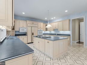 8709 Crider Brook Way, Potomac MD 20854