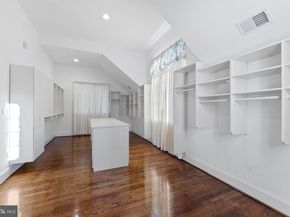 8709 Crider Brook Way, Potomac MD 20854