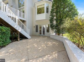 8709 Crider Brook Way, Potomac MD 20854