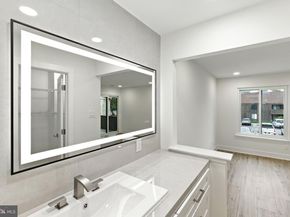 5008 N Convent Lane 276, Philadelphia PA 19114