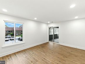 5008 N Convent Lane 276, Philadelphia PA 19114