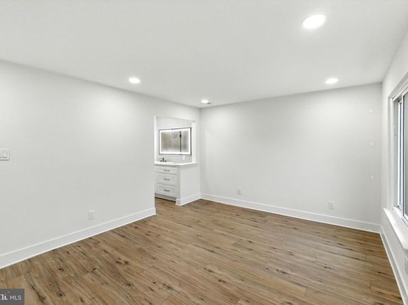 5008 N Convent Lane 276, Philadelphia PA 19114