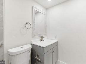 5008 N Convent Lane 276, Philadelphia PA 19114