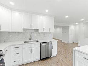 5008 N Convent Lane 276, Philadelphia PA 19114
