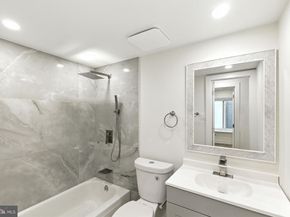 5008 N Convent Lane 276, Philadelphia PA 19114