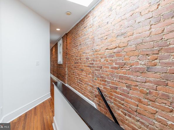 1683 35TH Street NW, Washington DC 20007