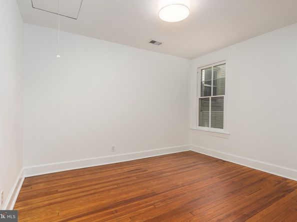 1683 35TH Street NW, Washington DC 20007