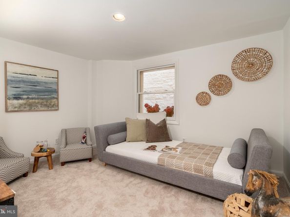 1683 35TH Street NW, Washington DC 20007