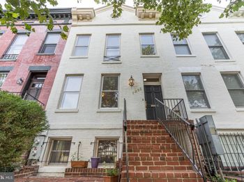 1683 35TH Street NW