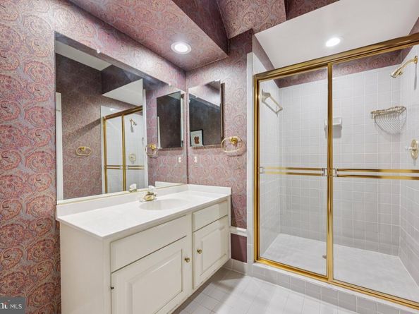 5819 Madaket Road, Bethesda MD 20816