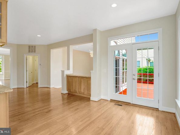 3803 Bell Manor Court, Falls Church VA 22041