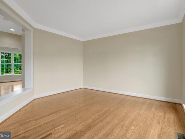 3803 Bell Manor Court, Falls Church VA 22041
