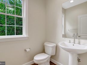 3803 Bell Manor Court, Falls Church VA 22041