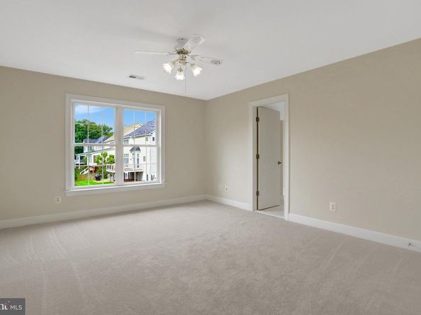 3803 Bell Manor Court, Falls Church VA 22041