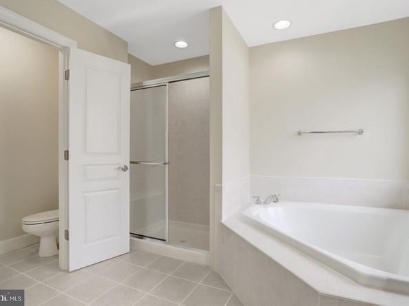 3803 Bell Manor Court, Falls Church VA 22041