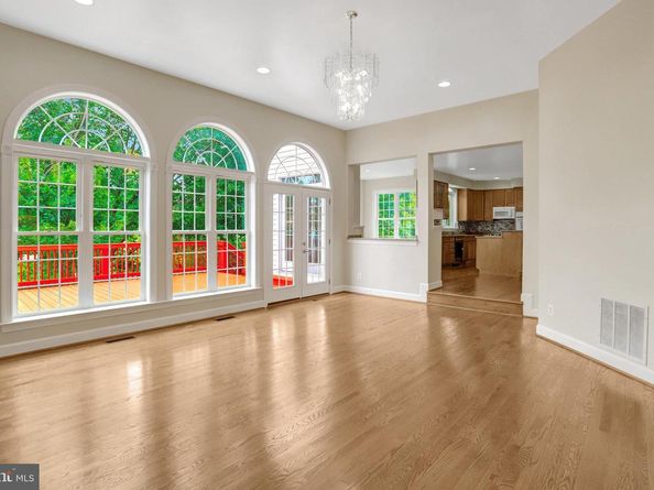 3803 Bell Manor Court, Falls Church VA 22041