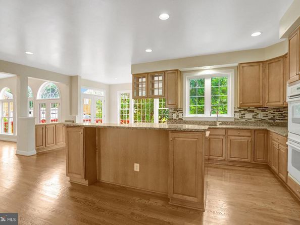 3803 Bell Manor Court, Falls Church VA 22041
