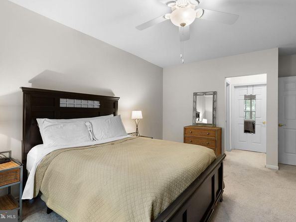 7011 Falls Reach Drive 205, Falls Church VA 22043