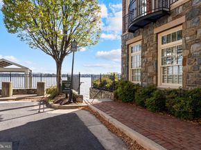 602 Fords Landing Way, Alexandria VA 22314