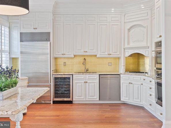 602 Fords Landing Way, Alexandria VA 22314