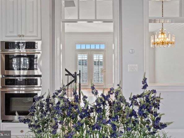 602 Fords Landing Way, Alexandria VA 22314