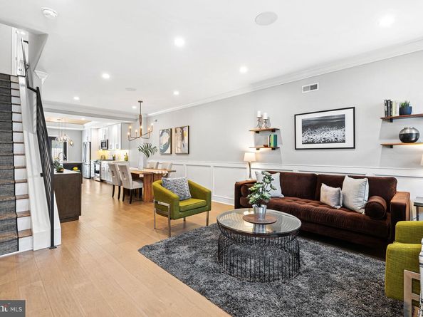 1830 Fitzwater Street, Philadelphia PA 19146