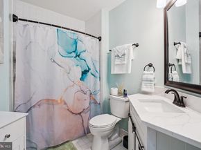 2204 Westcourt Lane 116, Herndon VA 20170