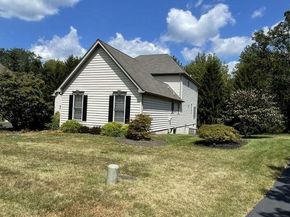 10 Lenape Drive, New Hope PA 18938
