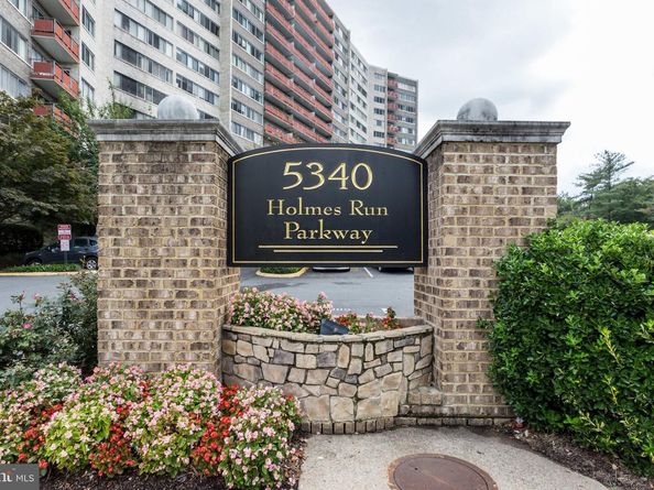 5340 Holmes Run Parkway 1003, Alexandria VA 22304