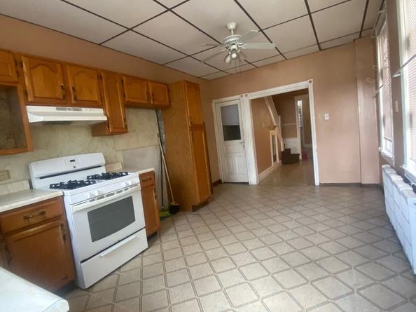 3853 N 6TH Street, Philadelphia PA 19140