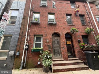 526 Montrose Street