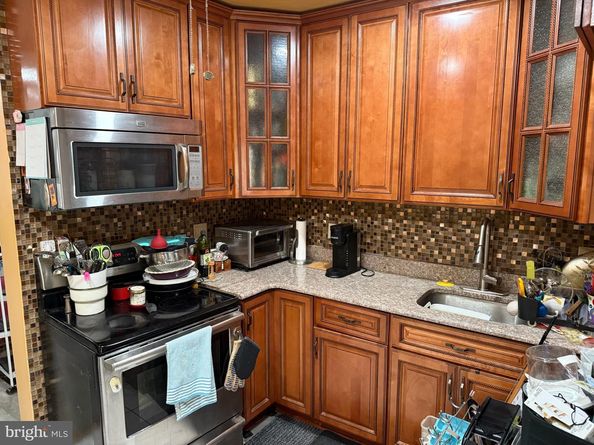 526 Montrose Street, Philadelphia PA 19147