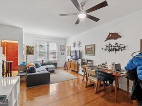 634 Cross Street, Philadelphia PA 19147