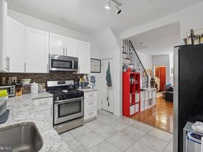 634 Cross Street, Philadelphia PA 19147