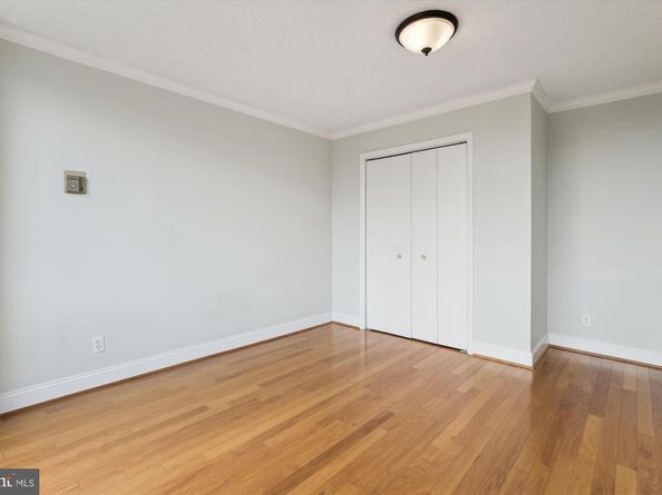 5225 Pooks Hill Road 1701N, Bethesda MD 20814