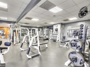 5225 Pooks Hill Road 1701N, Bethesda MD 20814